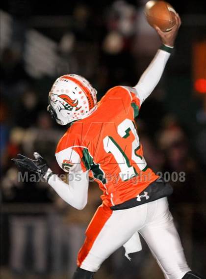 Thumbnail 3 in Lincolnton @ East Lincoln (NCHSAA 2-AA Playoffs) photogallery.