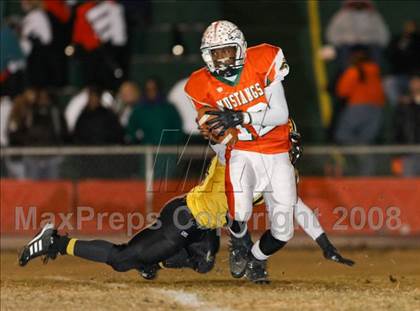 Thumbnail 1 in Lincolnton @ East Lincoln (NCHSAA 2-AA Playoffs) photogallery.