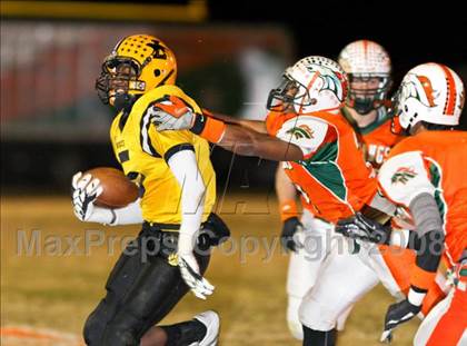 Thumbnail 1 in Lincolnton @ East Lincoln (NCHSAA 2-AA Playoffs) photogallery.