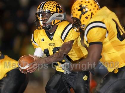 Thumbnail 2 in Lincolnton @ East Lincoln (NCHSAA 2-AA Playoffs) photogallery.