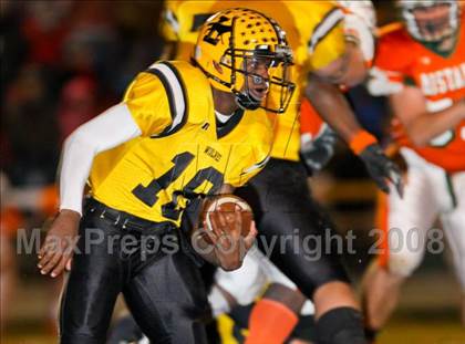 Thumbnail 3 in Lincolnton @ East Lincoln (NCHSAA 2-AA Playoffs) photogallery.