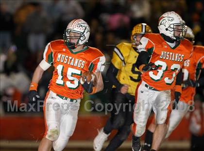 Thumbnail 2 in Lincolnton @ East Lincoln (NCHSAA 2-AA Playoffs) photogallery.
