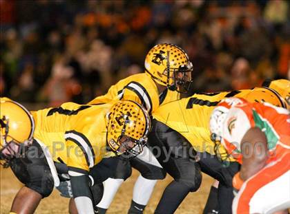 Thumbnail 1 in Lincolnton @ East Lincoln (NCHSAA 2-AA Playoffs) photogallery.