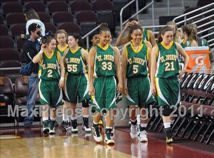 Thumbnail 2 in Serra vs. St. Joseph (CIF SoCal D3 Regional Final) photogallery.