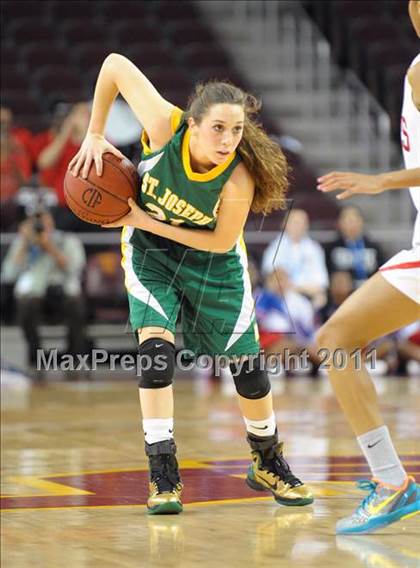Thumbnail 1 in Serra vs. St. Joseph (CIF SoCal D3 Regional Final) photogallery.