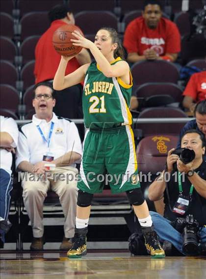 Thumbnail 1 in Serra vs. St. Joseph (CIF SoCal D3 Regional Final) photogallery.