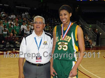 Thumbnail 3 in Serra vs. St. Joseph (CIF SoCal D3 Regional Final) photogallery.