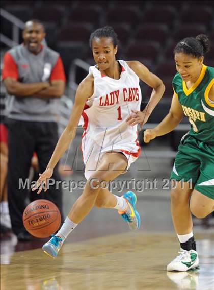 Thumbnail 1 in Serra vs. St. Joseph (CIF SoCal D3 Regional Final) photogallery.