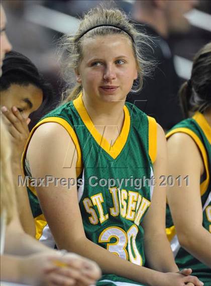 Thumbnail 2 in Serra vs. St. Joseph (CIF SoCal D3 Regional Final) photogallery.
