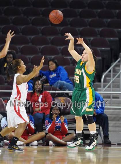 Thumbnail 3 in Serra vs. St. Joseph (CIF SoCal D3 Regional Final) photogallery.