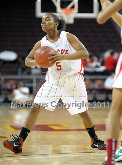 Thumbnail 1 in Serra vs. St. Joseph (CIF SoCal D3 Regional Final) photogallery.