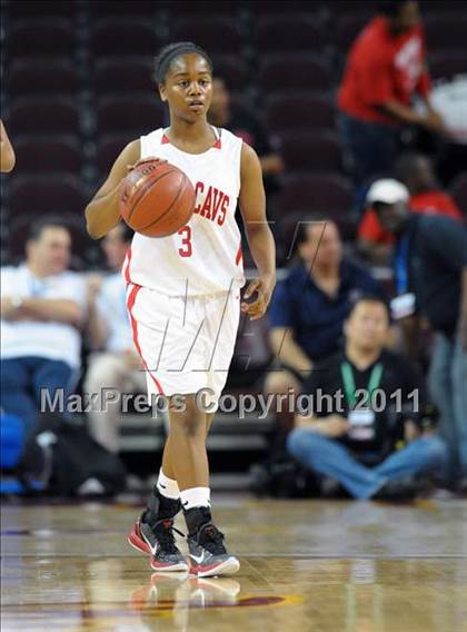 Thumbnail 3 in Serra vs. St. Joseph (CIF SoCal D3 Regional Final) photogallery.
