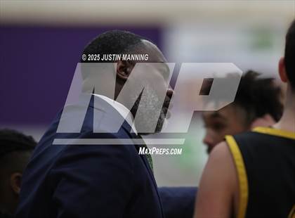 Thumbnail 3 in Spring Hill vs. Hampton (AAA 2A-4 Regional First Round) photogallery.