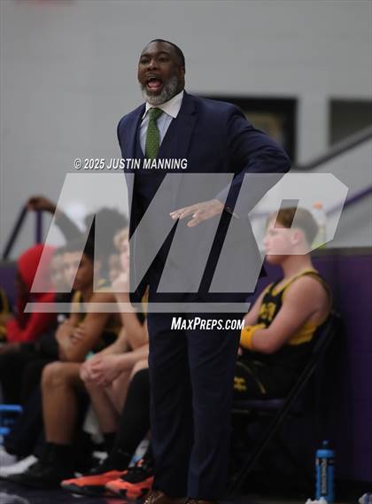 Thumbnail 1 in Spring Hill vs. Hampton (AAA 2A-4 Regional First Round) photogallery.