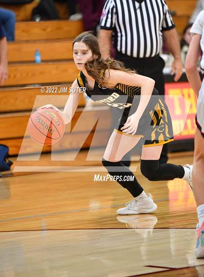 Thumbnail 2 in Round Rock HomeSchool vs Crawford (Thorndale Shootout) photogallery.