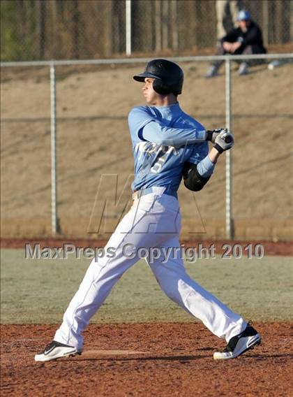 Thumbnail 2 in Aycock vs. Smithfield-Selma photogallery.