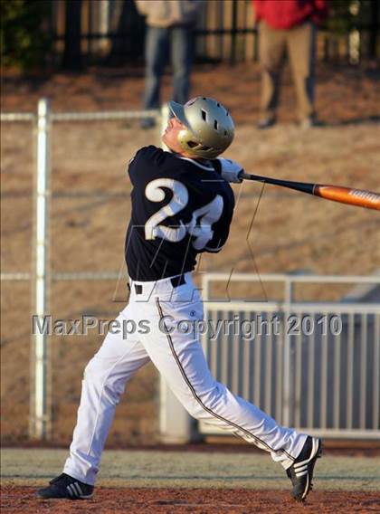 Thumbnail 2 in Aycock vs. Smithfield-Selma photogallery.