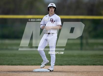Thumbnail 2 in Collinsville @ Belleville West photogallery.