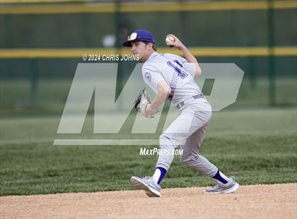 Thumbnail 3 in Collinsville @ Belleville West photogallery.