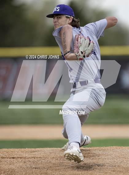 Thumbnail 2 in Collinsville @ Belleville West photogallery.