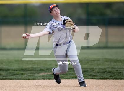 Thumbnail 2 in Collinsville @ Belleville West photogallery.