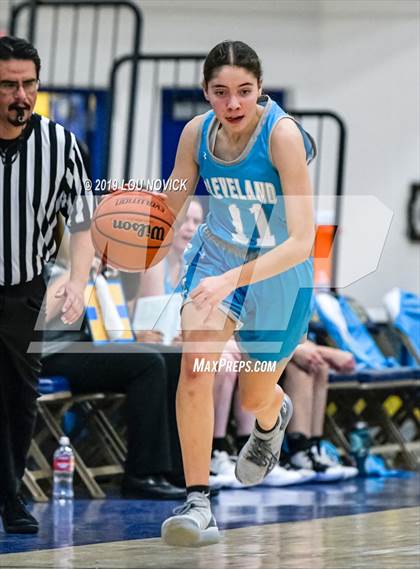 Thumbnail 1 in Cleveland vs. Robertson (Capital City Tournament) photogallery.
