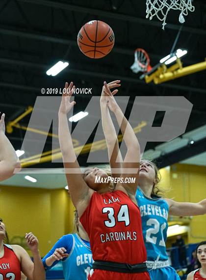 Thumbnail 1 in Cleveland vs. Robertson (Capital City Tournament) photogallery.