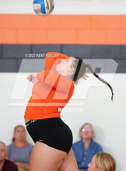 Thumbnail 1 in Utica Eisenhower @ Utica photogallery.