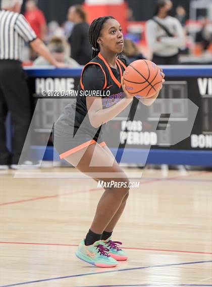 Thumbnail 2 in Salesian College Preparatory vs. Benson Tech (NIKE Tournament of Champions) photogallery.