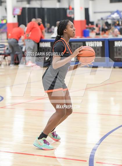 Thumbnail 1 in Salesian College Preparatory vs. Benson Tech (NIKE Tournament of Champions) photogallery.