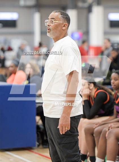 Thumbnail 1 in Salesian College Preparatory vs. Benson Tech (NIKE Tournament of Champions) photogallery.