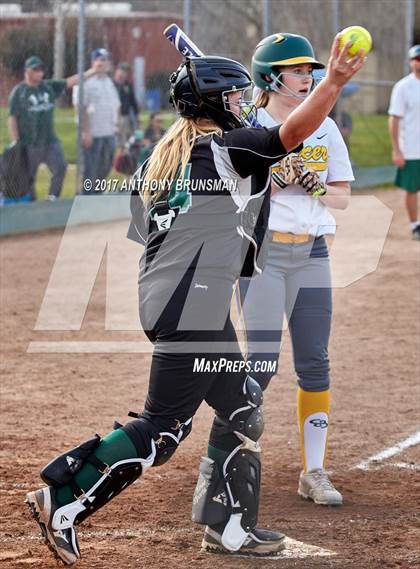 Thumbnail 1 in Ponderosa vs. Placer (Pre-Season Tournament) photogallery.