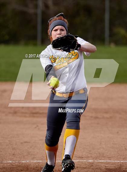 Thumbnail 3 in Ponderosa vs. Placer (Pre-Season Tournament) photogallery.