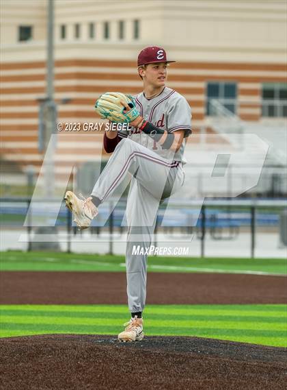 Thumbnail 1 in Edmond Memorial @ Deer Creek photogallery.