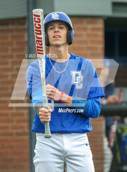 Thumbnail 1 in Edmond Memorial @ Deer Creek photogallery.