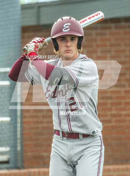 Thumbnail 1 in Edmond Memorial @ Deer Creek photogallery.