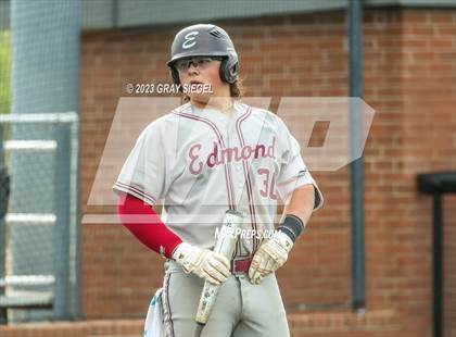 Thumbnail 3 in Edmond Memorial @ Deer Creek photogallery.