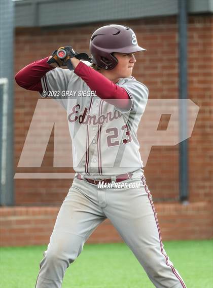 Thumbnail 1 in Edmond Memorial @ Deer Creek photogallery.