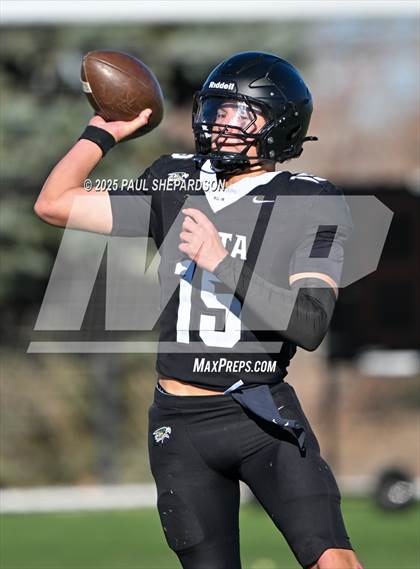 Thumbnail 1 in Arvada West @ Mountain Vista (CHSAA 5A - Quarterfinal Game) photogallery.