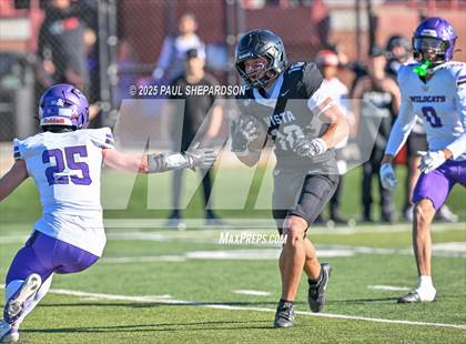 Thumbnail 1 in Arvada West @ Mountain Vista (CHSAA 5A - Quarterfinal Game) photogallery.