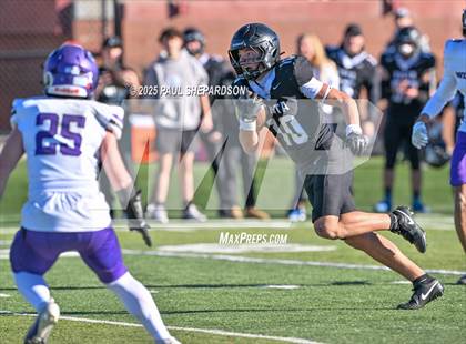 Thumbnail 2 in Arvada West @ Mountain Vista (CHSAA 5A - Quarterfinal Game) photogallery.