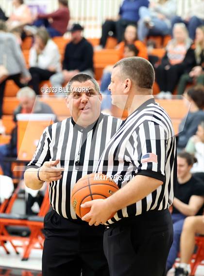 Thumbnail 2 in Grand Saline vs Martins Mill photogallery.