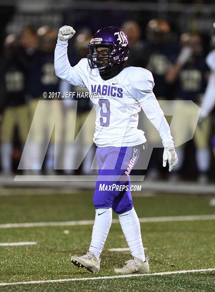 Thumbnail 2 in Archbishop Hoban vs. Barberton (OHSAA Division II Region 5 Final) photogallery.