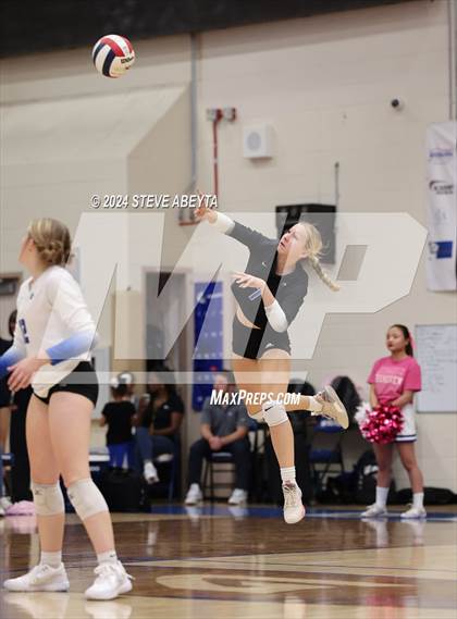 Thumbnail 3 in Eaglecrest @ Grandview photogallery.