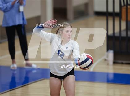 Thumbnail 1 in Eaglecrest @ Grandview photogallery.