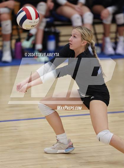 Thumbnail 1 in Eaglecrest @ Grandview photogallery.