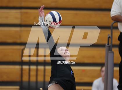 Thumbnail 2 in Eaglecrest @ Grandview photogallery.