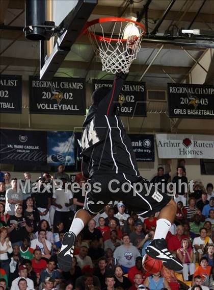 Thumbnail 3 in Slam Dunk Contest (City of Palms Classic) photogallery.