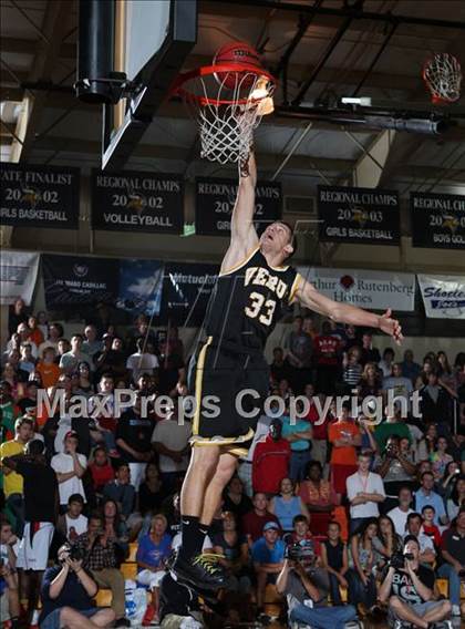 Thumbnail 1 in Slam Dunk Contest (City of Palms Classic) photogallery.
