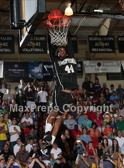 Thumbnail 1 in Slam Dunk Contest (City of Palms Classic) photogallery.